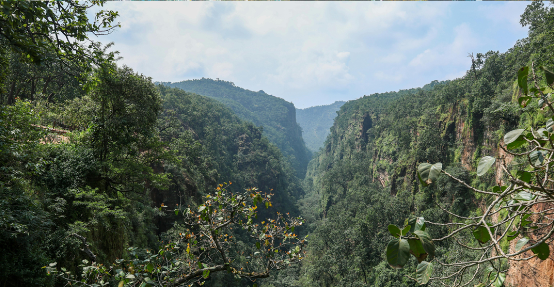 Pachmarhi Premium Holiday